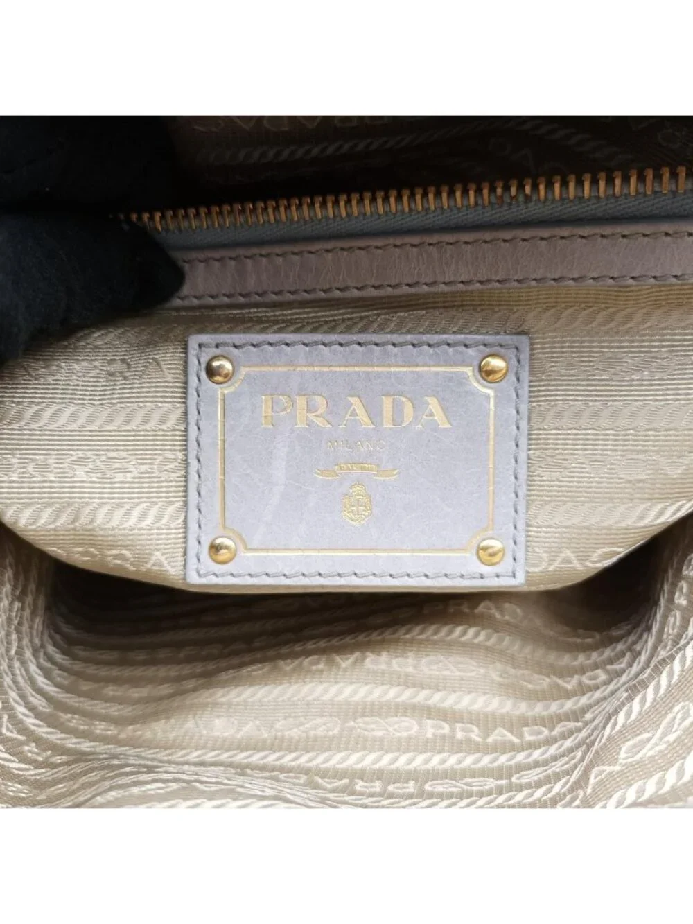 Prada Calf Shine Cles I Beige Leather Shoulder